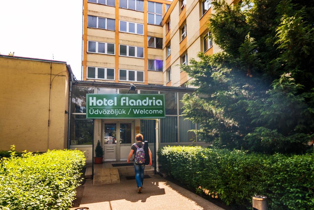 Hostel Flandria Будапеща Екстериор снимка